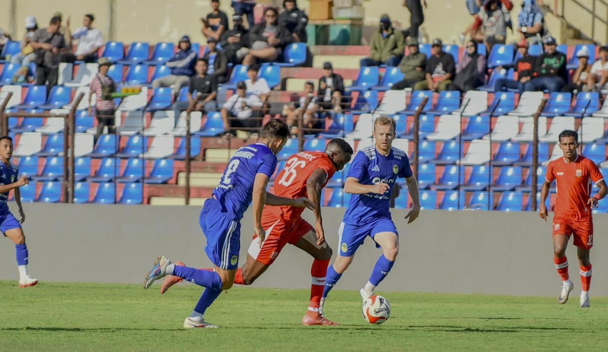 Deltras FC Ditekuk PSIM 0-2, Leonard Tupamahu Ungkap PR Besar Jelang Championship 2026/2027