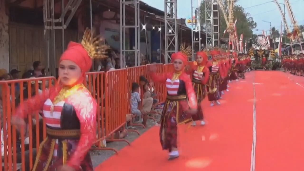 Parade Budaya Lojejer Hidupkan Warisan Nusantara