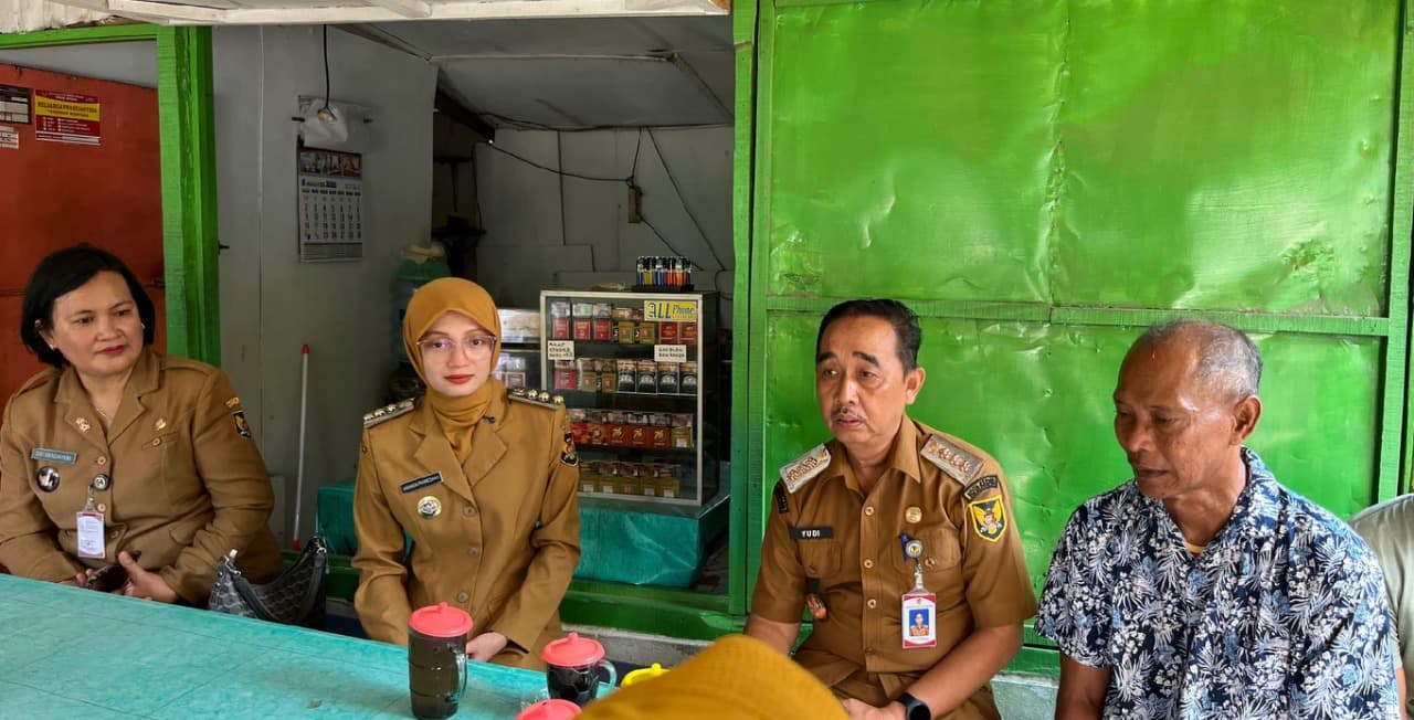 Derita Tetanus dan Kehilangan Bansos, Wali Kota Vinanda Gerak Cepat Datangi Warga Tempurejo