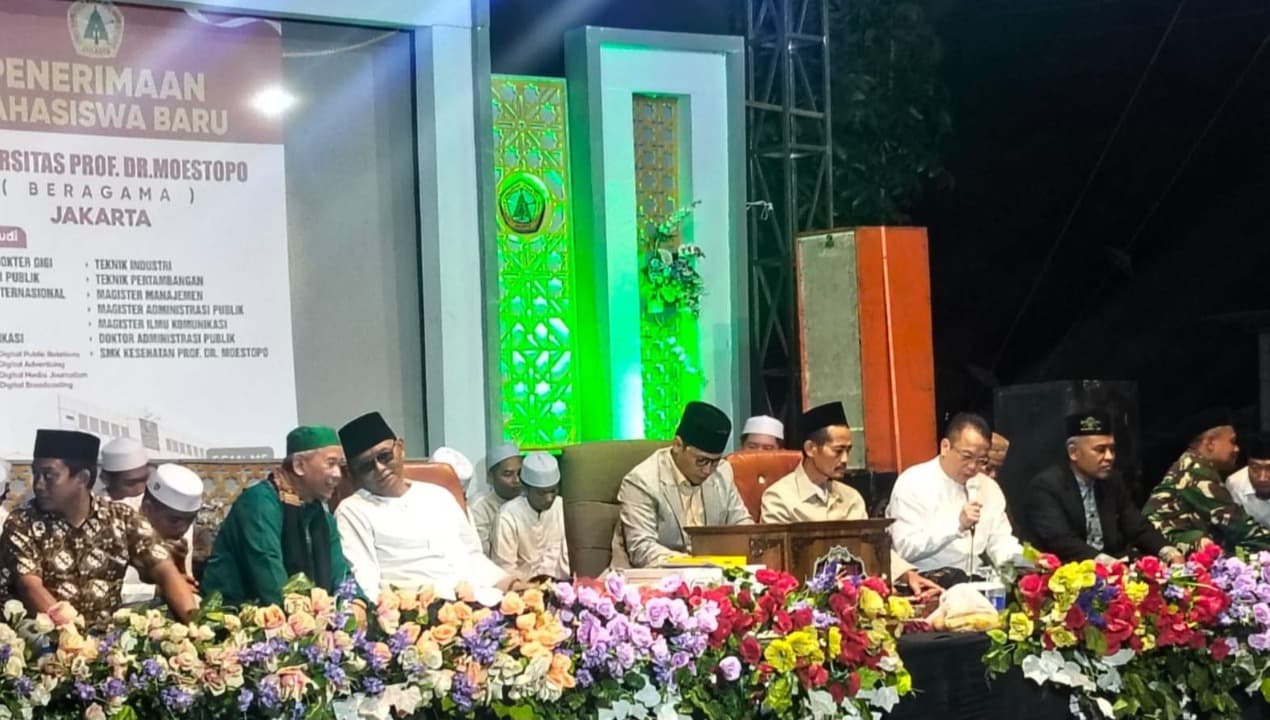 Ribuan Jamaah Ikuti Moestopo Bersholawat 6 dan Napak Tilas Perjuangan Pahlawan Nasional