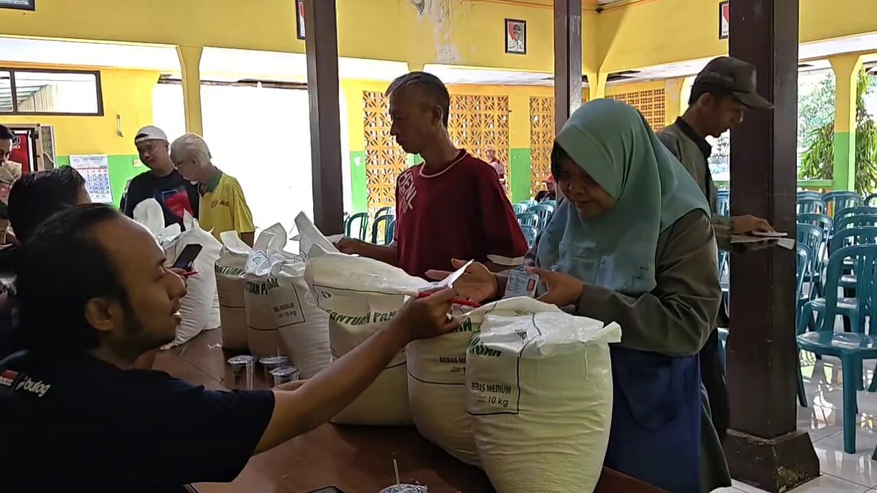 Musim Paceklik, Pemerintah Kembali Salurkan Bantuan Pangan untuk Masyarakat Desil 1-4