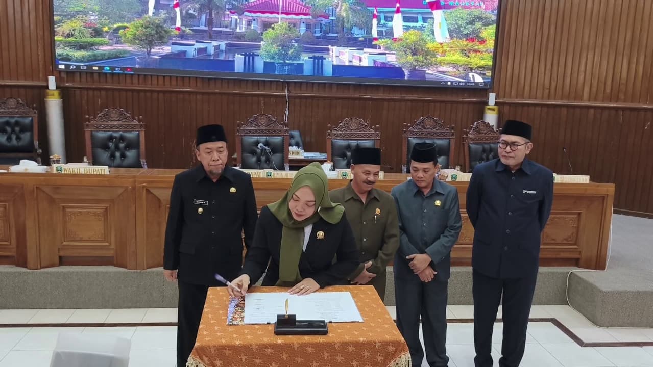 Sempat Disorot Publik, Anggaran Toilet dan Mobil Kecamatan Tetap Disetujui