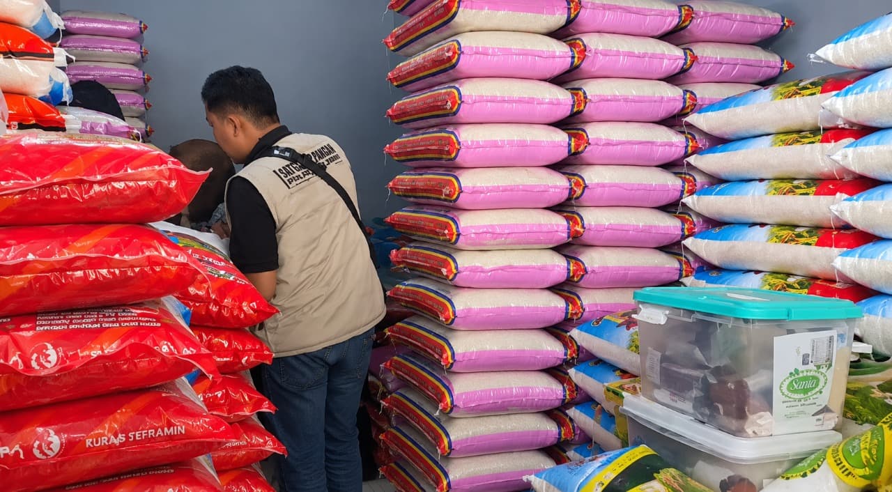 Harga Beras Melonjak, Satgas Pangan Sidak Pasar di Tuban