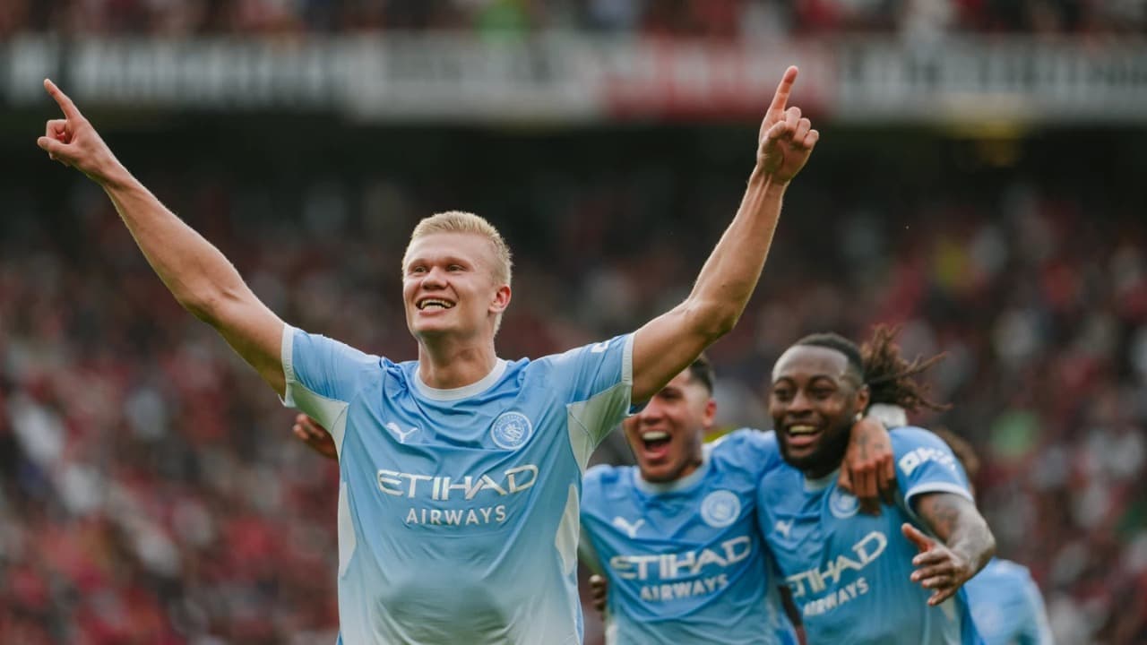 Hasil Liga Inggris: Manchester United Keok di Kandang, Manchester City Menangi Derby Manchester dengan 10 Pemain