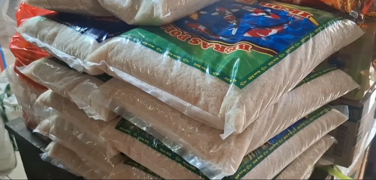 Distributor Tarik Barang, Harga Beras Premium di Kediri Melambung Tembus Rp 78 Ribu