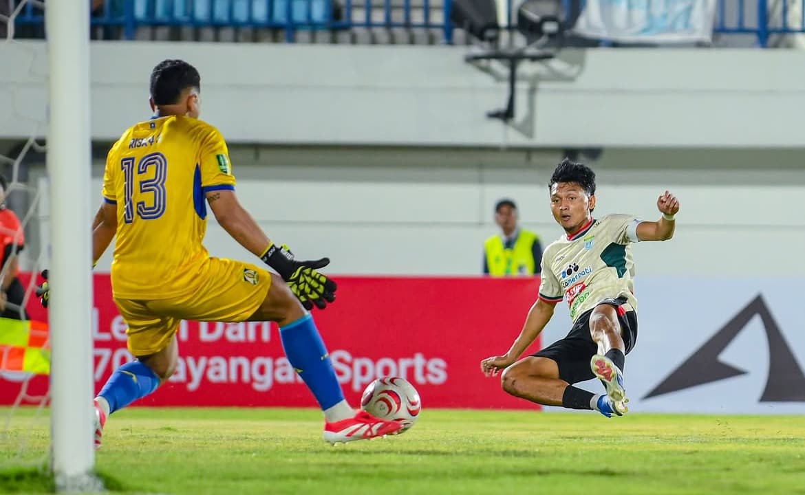 Persela Taklukkan Persiba, Gol Menit Akhir Jadi Penentu Kemenangan
