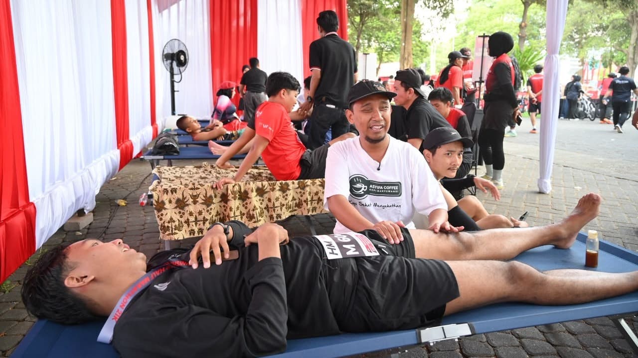 Keren! Soekarno Run Banyuwangi Hadirkan Layanan Pemulihan Otot Bersama Terapis Disabilitas Netra