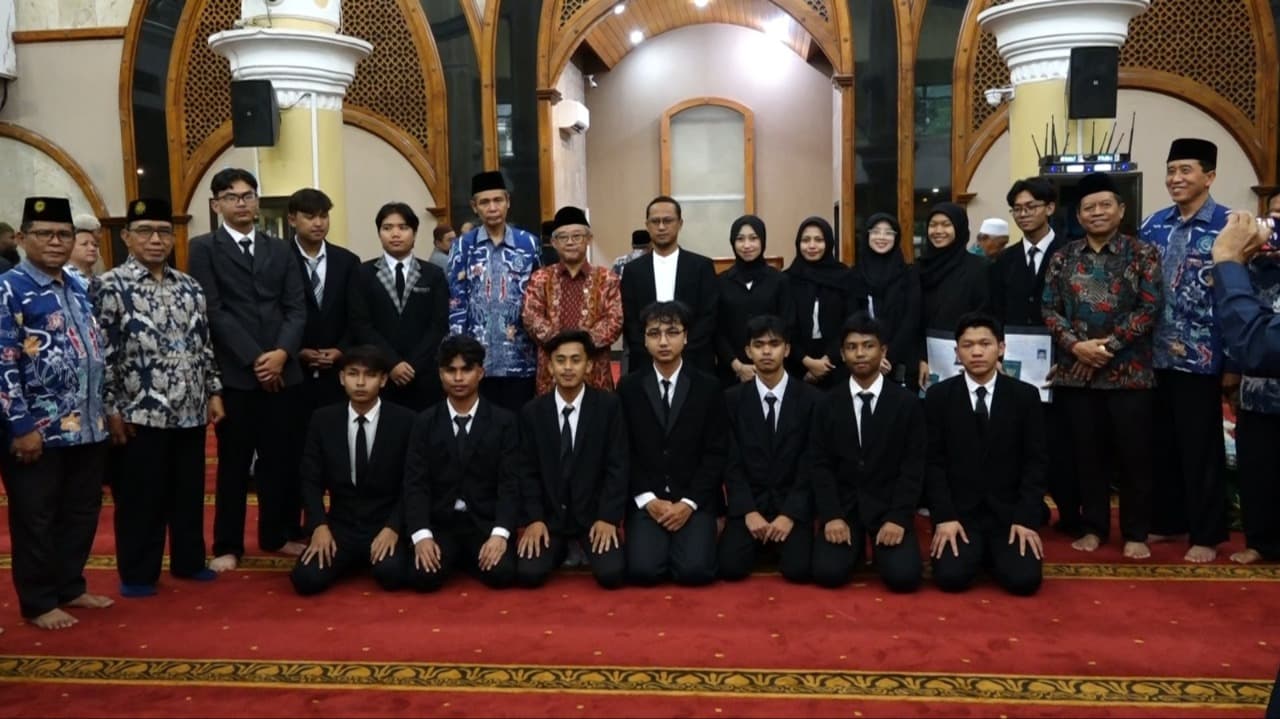 20 Siswa SMK Muhammadiyah 1 Malang Dilepas ke Jepang dalam Dialog Pendidikan Bersama Mendikdasmen RI