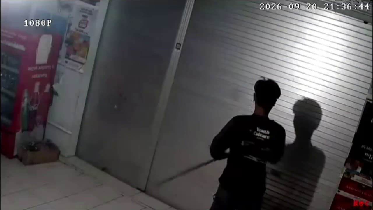 Congkel Rolling Door, Pencuri Gasak Uang Rp500 Ribu di Toko Sembako Ponorogo