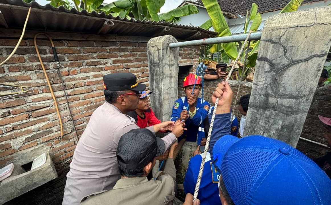 Kakek 78 tahun di Banyuwangi Ditemukan Mengambang di Dalam Sumur