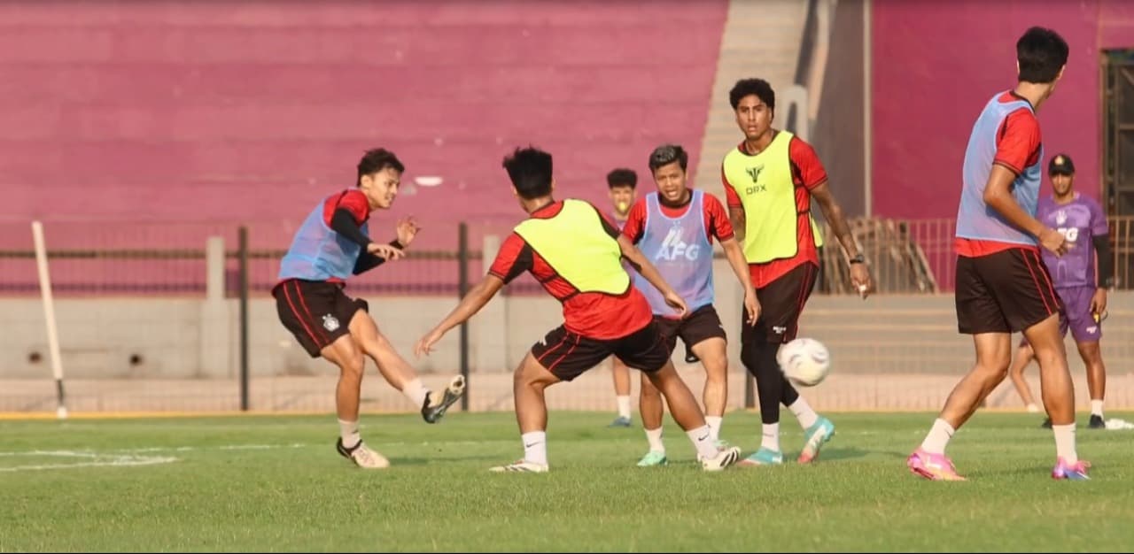 Waspadai Lonjakan Kekuatan Madura United, Persik Kediri Bedah Taktik Jelang Duel di Brawijaya