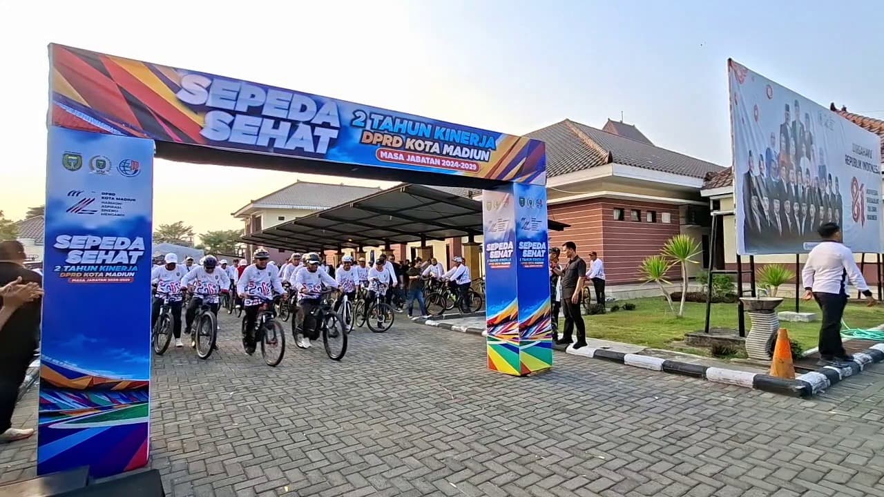 Sepeda Sehat Dua Tahun DPRD, Pemkot dan Legislatif Perkuat Kolaborasi  KOTA MADIUN –