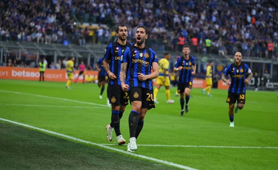 Hasil Liga Italia: Inter Milan dan Napoli Menang Mudah, Fiorentina Kembali Derita Kekalahan