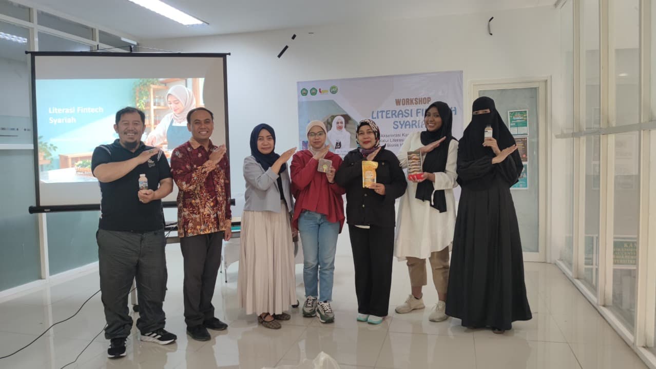 Dosen FEB Unisma Bekali UMKM Kuliner Literasi Fintech Syariah dan Sertifikasi Halal