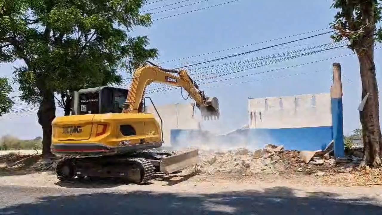 Delapan Bangunan Permanen Dibongkar untuk Pembangunan Sekolah Rakyat di Ponorogo
