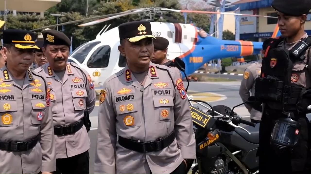 Polda Jatim Terjunkan Personel BKO untuk Perkuat Penanganan Karhutla di 9 Wilayah
