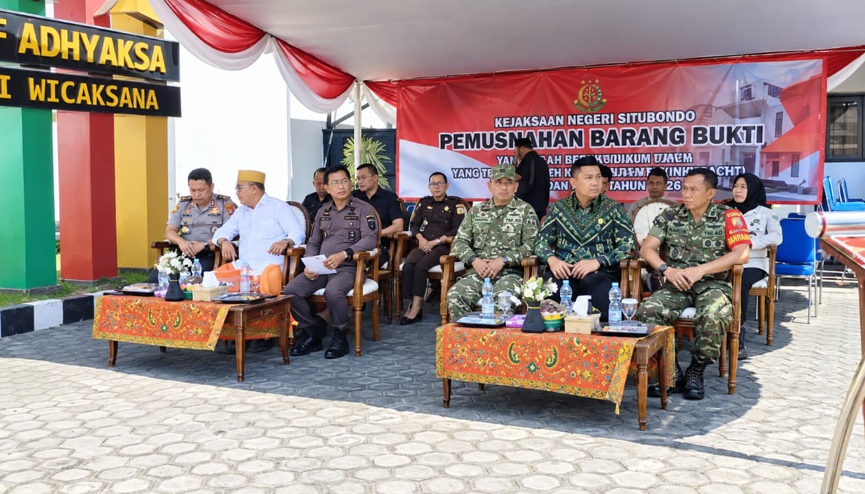 Kejari Situbondo Musnahkan Barang Bukti dari 84 Perkara, Termasuk Narkotika dan Obat Keras