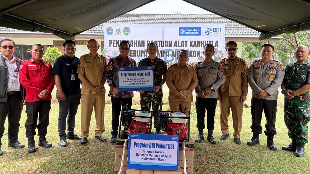 Aksi Nyata Lawan Karhutla, BRI Turunkan 270 Mesin Pompa Air Bantu Kendalikan Api di Kalimantan