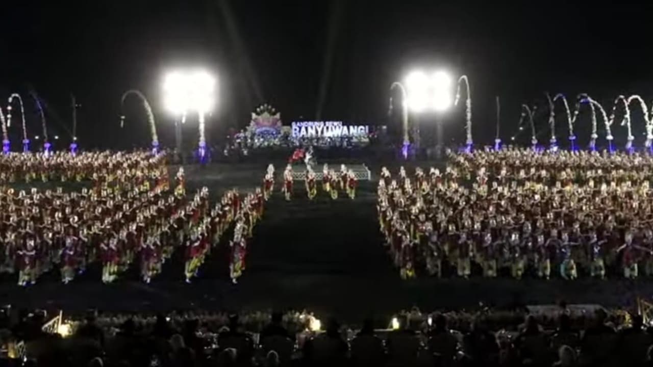 Gandrung Sewu 2026 Usung Glow in the Dark, Tradisi Osing Bertemu Teknologi Cahaya