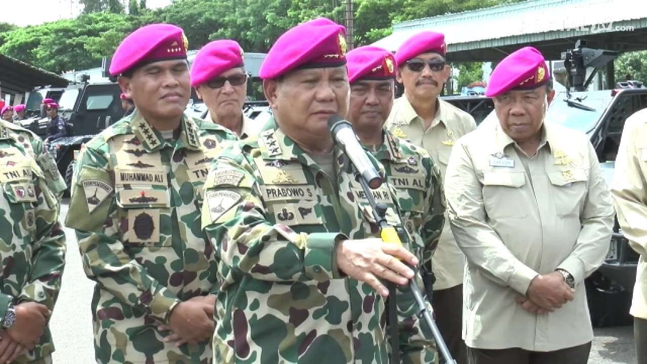 Menhan Prabowo diangkat menjadi warga Kehormatan Koprs Marinir