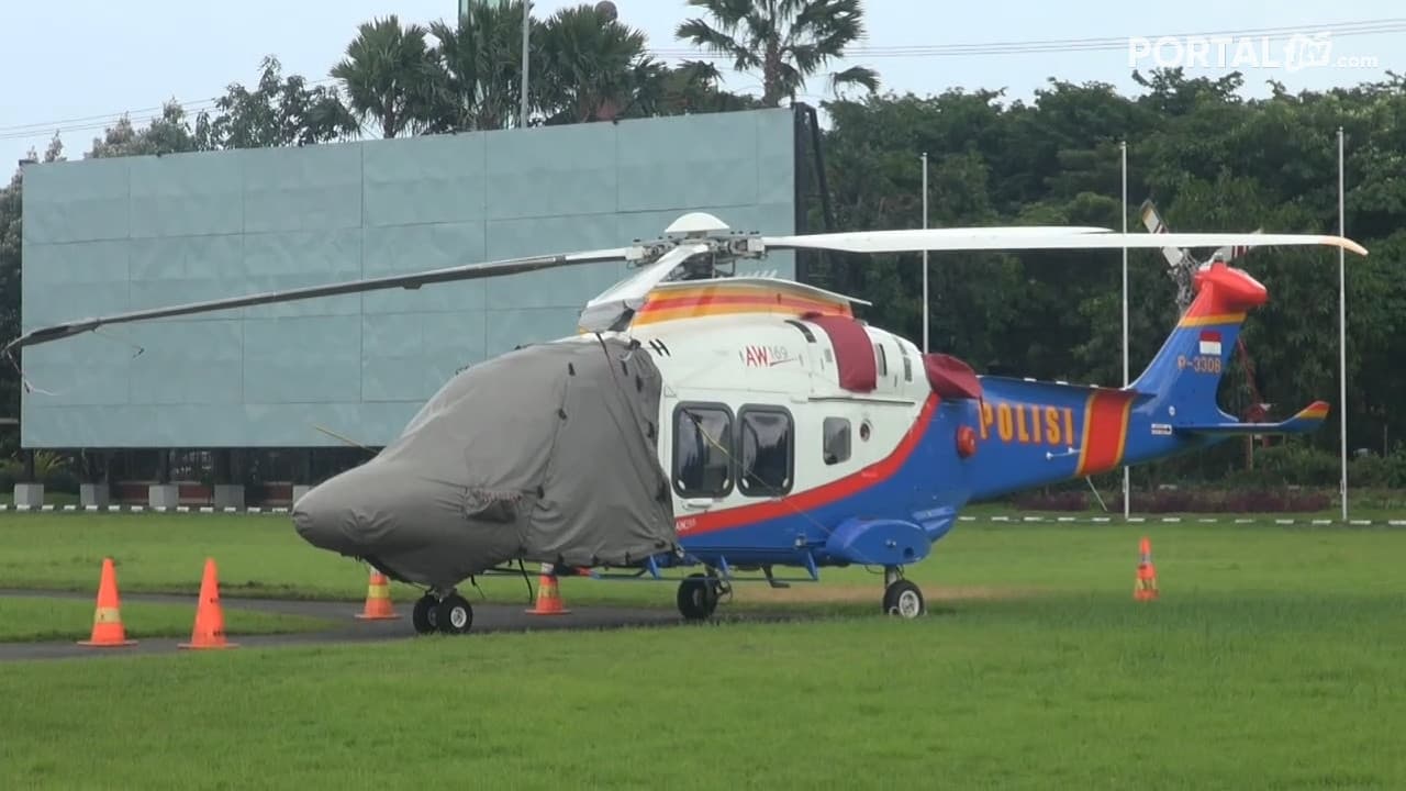 Polda Jatim Klarifikasi Helikopter ditumpangi Kapolda bukan mendarat darurat, tapi Alternatif Landing