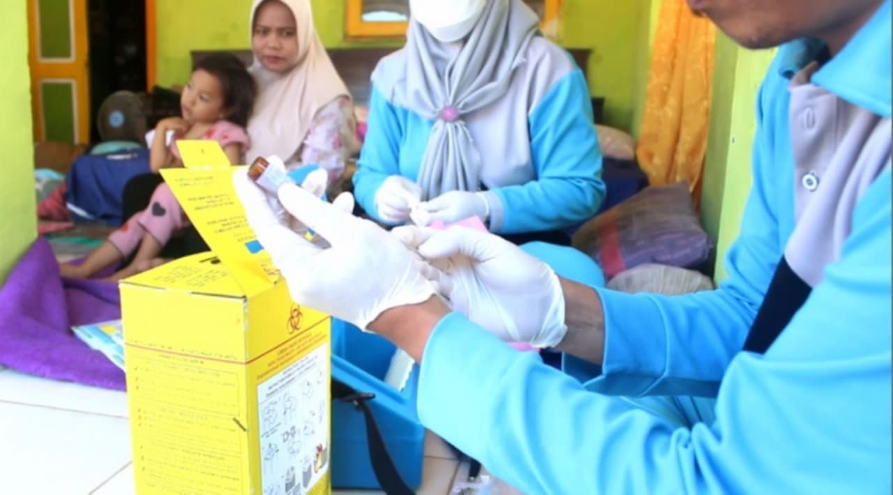 KLB Campak di Sumenep, Puskesmas Pamolokan Lakukan Sweeping Imunisasi ke Rumah Warga