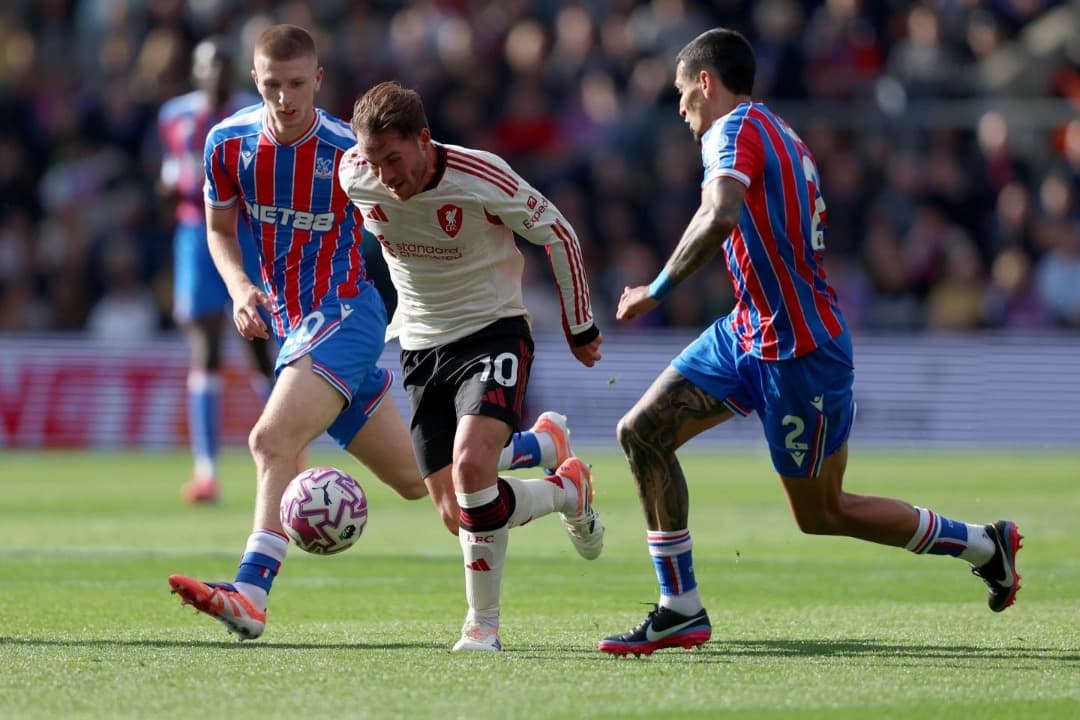 Hasil Liga Inggris: Liverpool Telan Kekalahan Perdana dari Crystal Palace, Duo Manchester Alami Beda Nasib