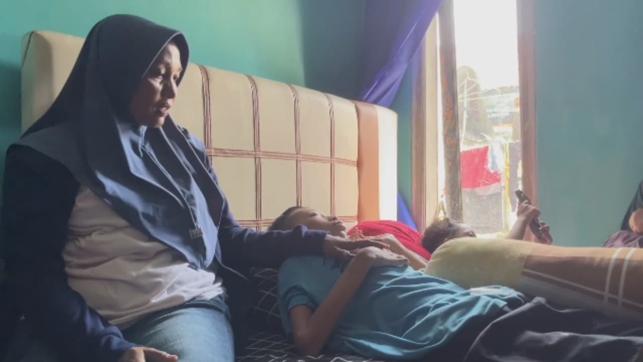 Tragis! Santri di Lumajang Minum Air Keras, Kini Terbaring Lemas 24 Kg