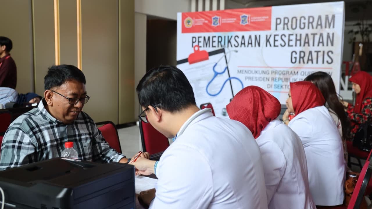 Untag Surabaya Perkuat Komitmen Kampus Sehat Lewat Program Pemeriksaan Kesehatan Gratis