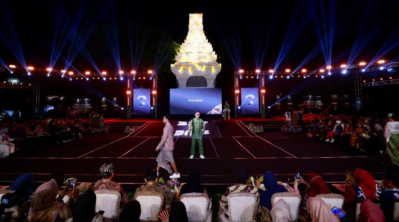 Pesona Motif Wader Kesit di Banyuwangi Batik Festival