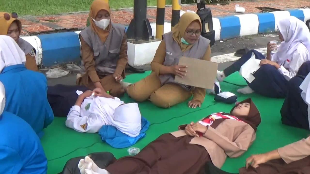 Belasan Peserta Upacara Peringatan Sumpah Pemuda di Tulungagung Pingsan