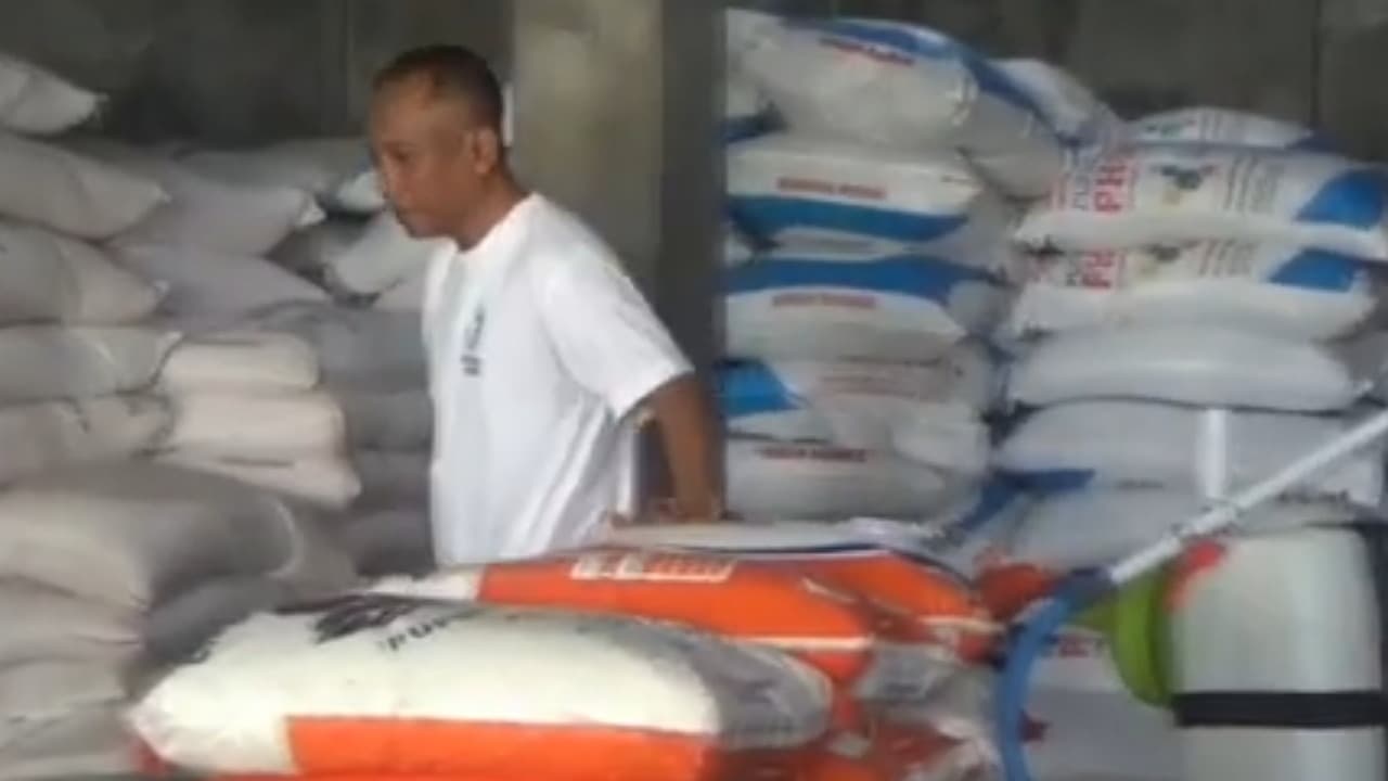 Petani Sambut Gembira Penurunan Harga Pupuk Subsidi