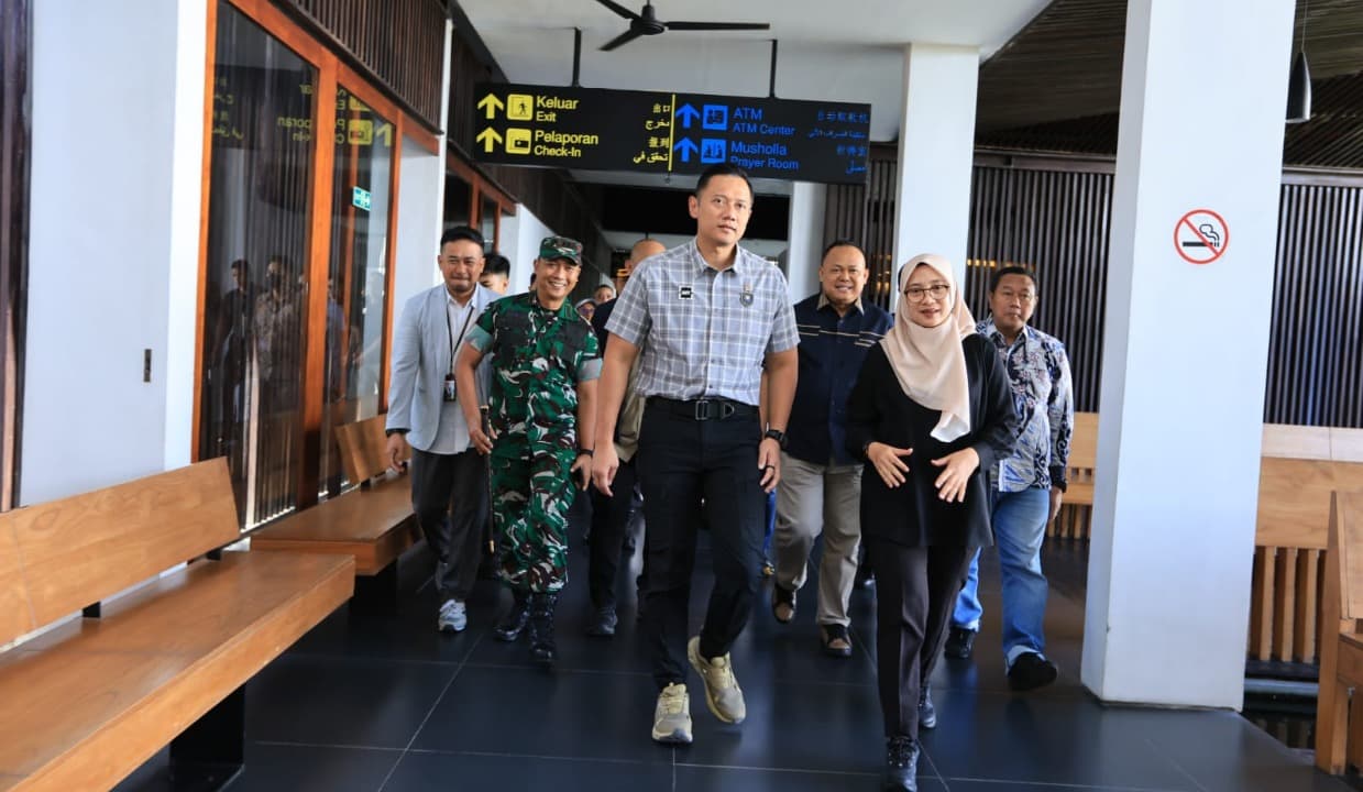 Menko AHY: Bandara Banyuwangi Terus Beroperasi Ditunjang Daya Tarik Wisatanya