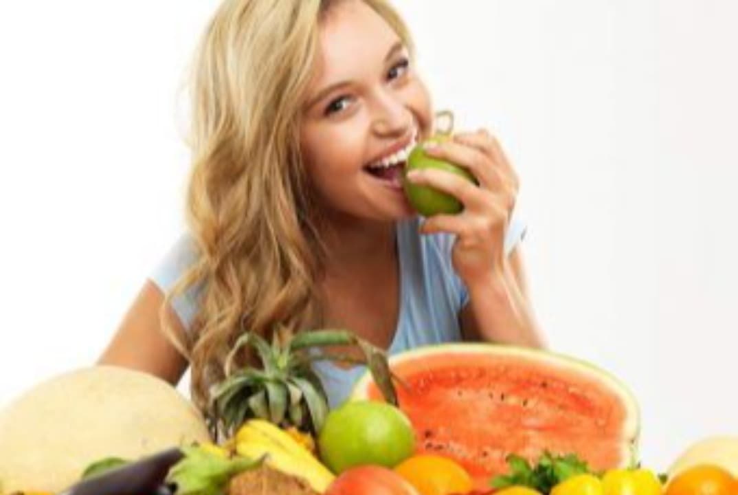 Sesudah atau Sebelum Makan? Waktu yang Tepat Konsumsi Buah, Ini Penjelasanya!