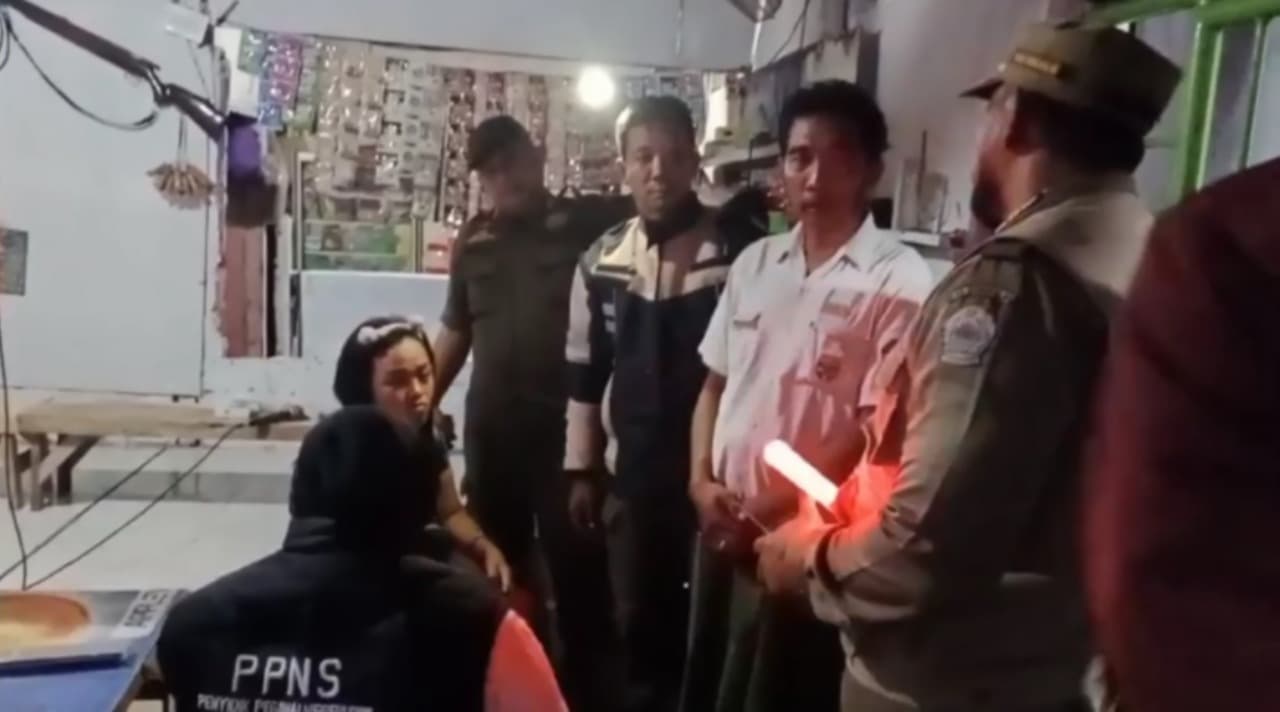 Resahkan Warga, Diduga Lima LC di Warung Karaoke Petapan Terjaring Razia Satpol PP
