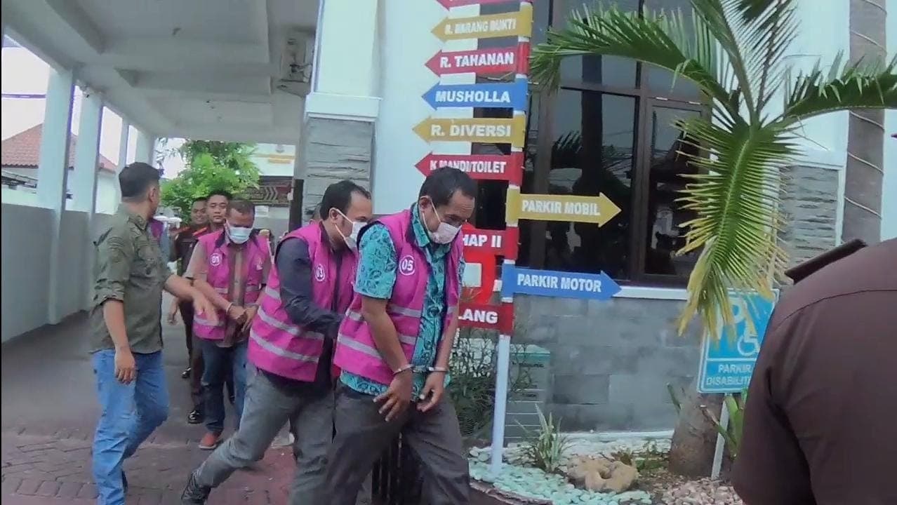 Rugikan Negara Rp 2,9 Miliar, Pejabat PUPR Sampang ditahan kejari