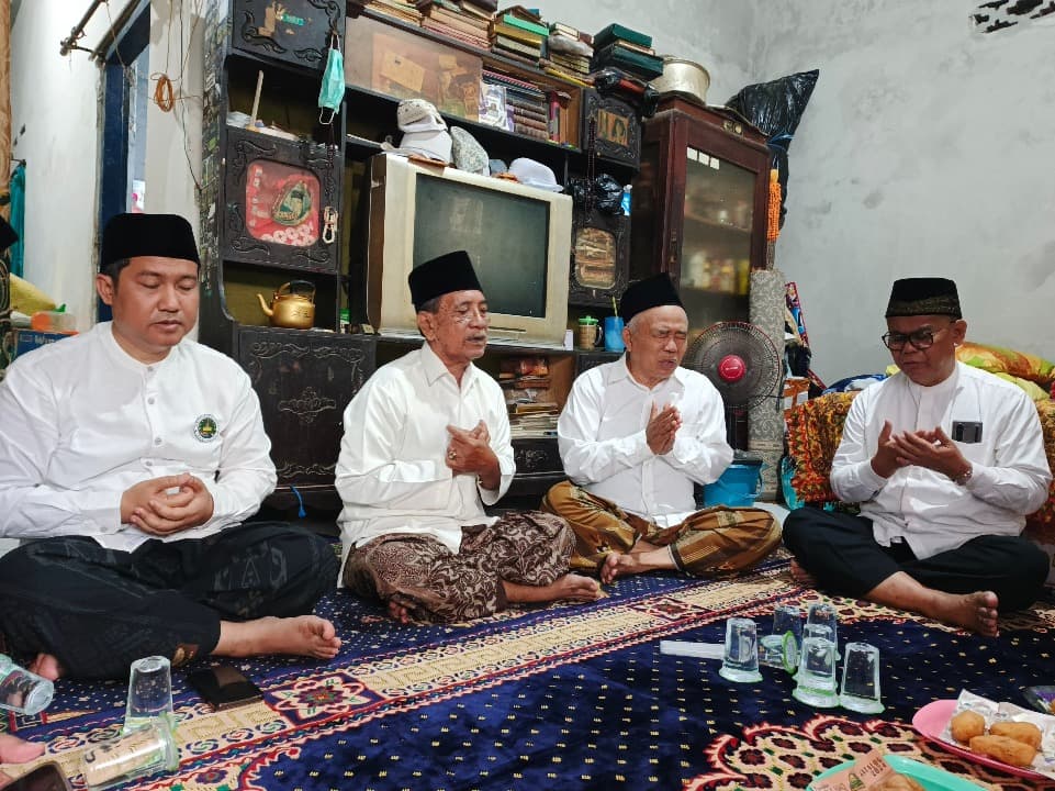JKSN Beri Santunan 4 Korban Ponpes Al Khoziny Asal Surabaya