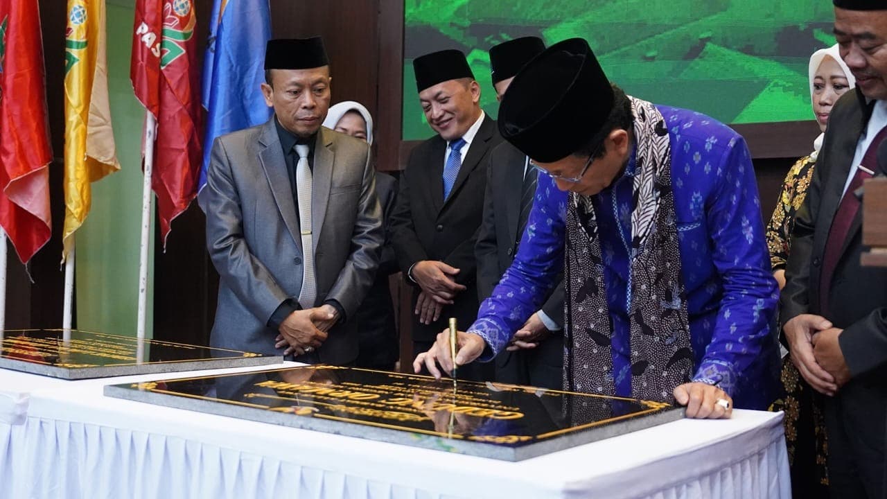 Diresmikan Menag, IAIN Madura Resmi Menjadi Universitas Islam Negeri