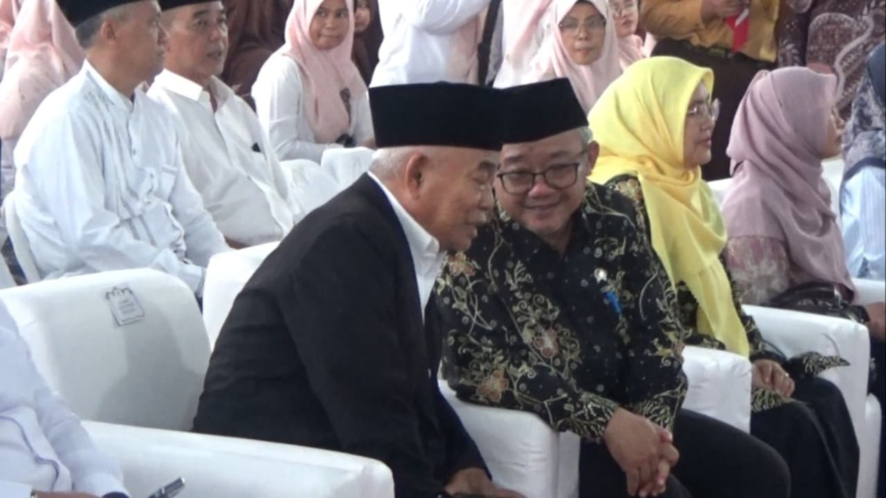 Mendikdasmen Tekankan Ilmu Berakar di Hati Siswa Amanatul Ummah