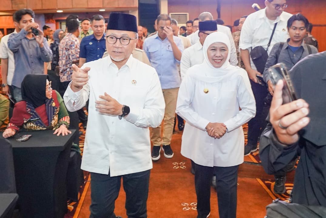 Gubernur Khofifah Bersama Menko Pangan Dorong Percepatan Sertifikasi SPPG di Jatim