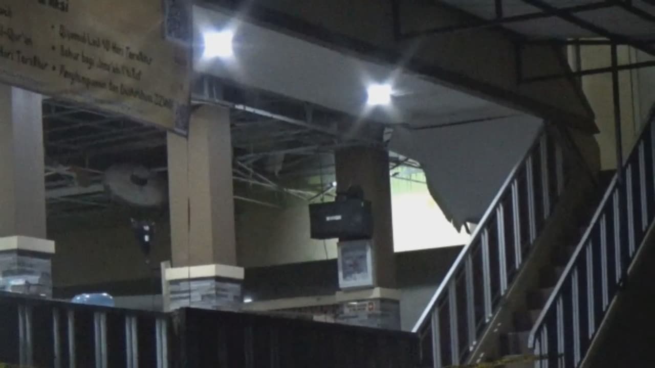 Ledakan di Masjid Saat Tarawih