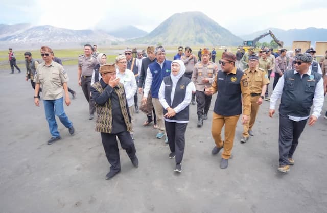 Gubernur Khofifah Lakukan Groundbreaking Jalan Lingkar Kaldera Tengger