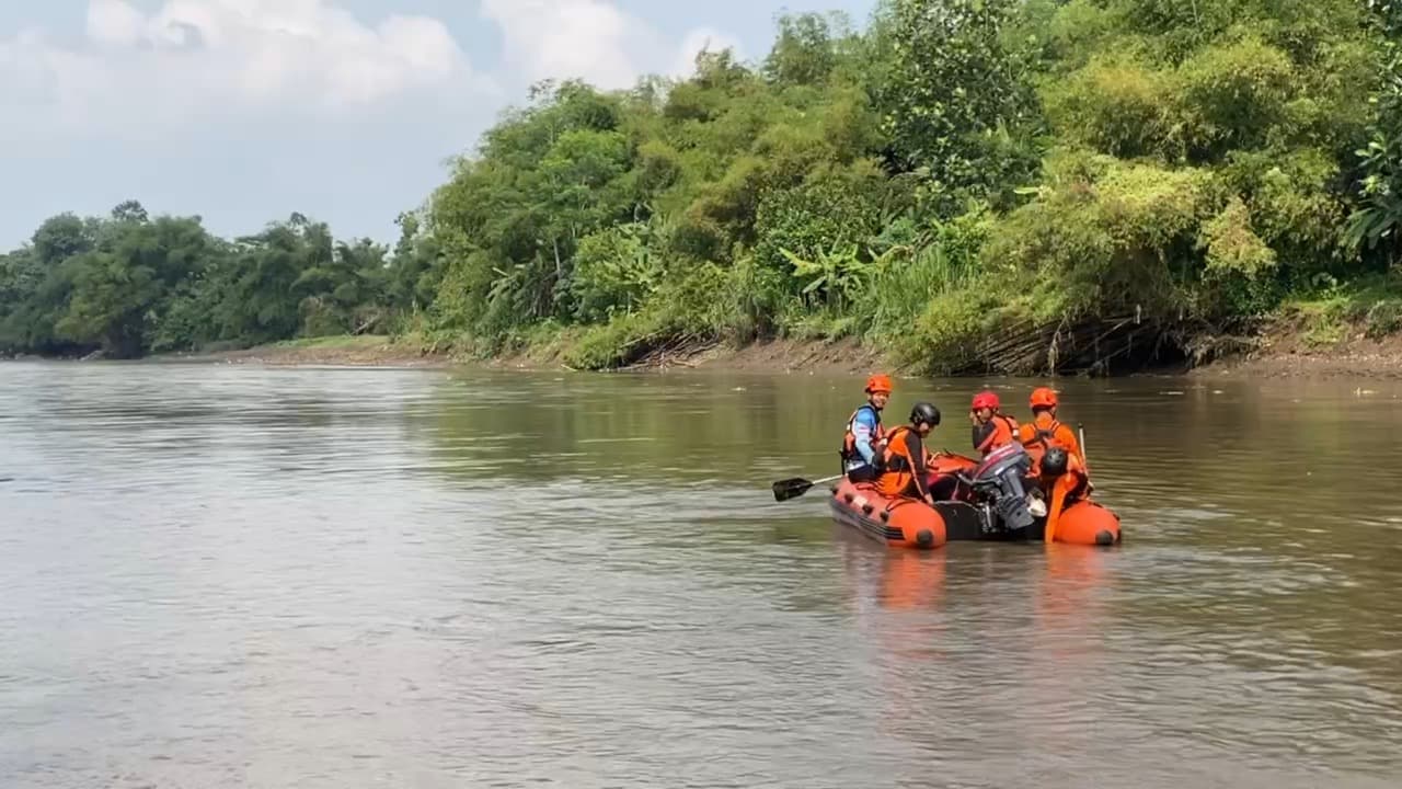 Cari Ikan Saat Pladu, Warga Blitar Hilang Tenggelam di Sungai Brantas