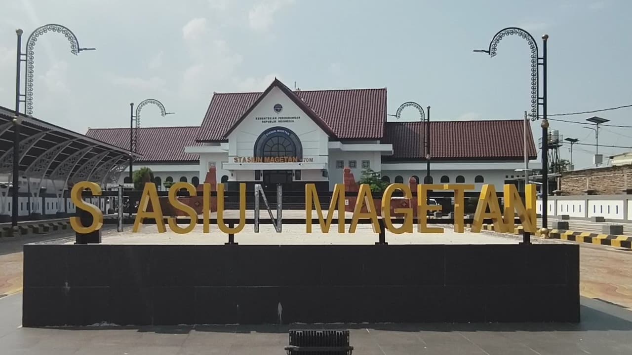 Fasilitas Gerbang Stasiun Magetan Dirusak, Pemkab Sesalkan Aksi Vandalisme