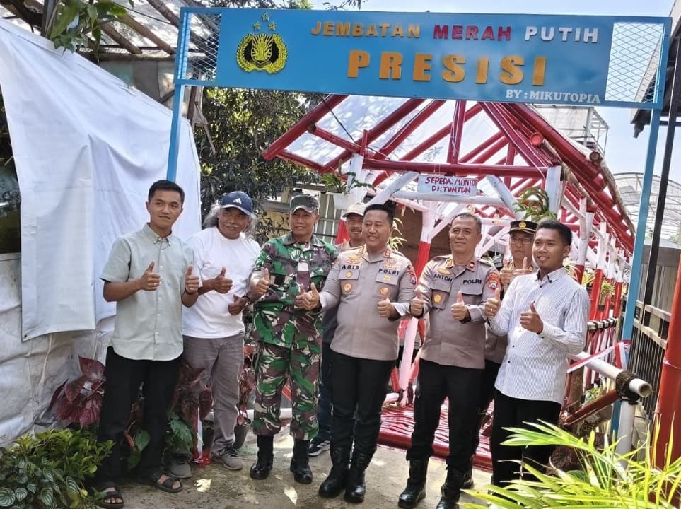 Dari Keluhan Warga Jadi Jembatan Kokoh, Polres Batu Resmikan Jembatan Merah Putih Presisi
