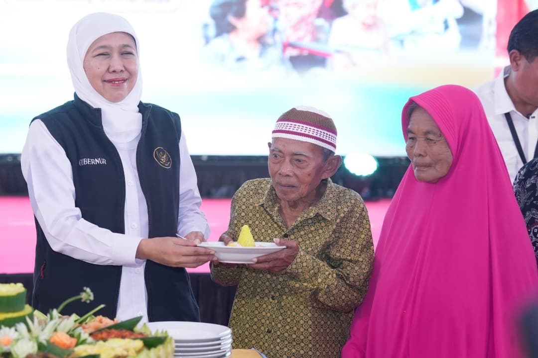 Peringatan Hari Lanjut Usia Nasional 2026,Gubernur Khofifah Ajak Masyarakat Bahagiakan Lansia