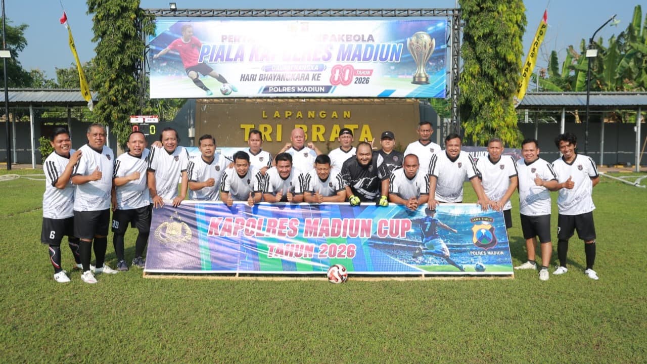 Sparta Pena FC Taklukkan PKDI 5-3 di Turnamen Mini Soccer Kapolres Madiun Cup U-40