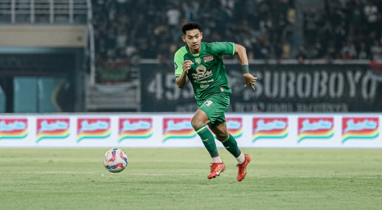 Malik Risaldi Ungkap Alasan Bertahan dan Ambisinya Bersama Persebaya