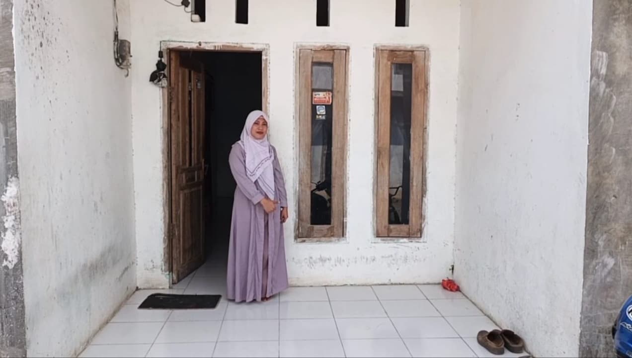 Maling Motor Bersarung Ala Ninja Terjatuh Saat Tuntun Motor Curian di Probolinggo