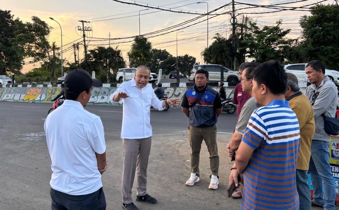 Pasca Lansia Tercebur, Wali Kota Eri Cahyadi Minta Proyek Box Culvert Margorejo Dihentikan Sementara